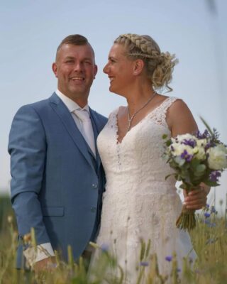 ♥️Mariages bruid♥️

Ondanks het druilerige weer hebben wij weer zonnige foto's mogen ontvangen van een prachtige bruid en bruidegom. 
23 juni j.l was hun dag en zijn ze in het huwelijksbootje gestapt..

Wij wensen Bert en Annelies heel veel liefde, geluk en een mooie toekomst.

Jurk model Laney uit de collectie van @ladybirdbridal
Ben jij ook opzoek naar je droomjurk?
Kijk op www.mariages.nl

Voor het maken van een afspraak bel of mail ons!
Mariages bruidsmode 
Tel: 0528-233344
Mail: info@mariages.nl 
♥️ ♥️ ♥️

@mariages_bruidsmode 
@jennekedrooglever
@elsoosterloo 
@saskiazwiggelaardogger

#mariages_bruidsmode #mariages #trouwen #trouwjurk #bruid #bruidsjurk #bruidswinkel #love #ladybird #verloofd #sayyestothedress  #vierdeliefde #drenthe #friesland #groningen #overijssel #liefde #trouwenin2023 #getrouwd #trouwenindrenthe #beautiful #realwedding #bruiloft #zomer #zomerbruid #hoogeveen #bruidsatelier
#mariagesbruid
#wedding #weddingdress