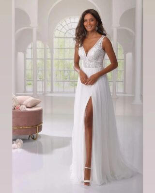 ♥️ Zomerbruid ♥️

Ben jij opzoek naar een zomerse bruidsjurk? Dan ben jij bij Mariages aan het juiste adres.

Nieuwsgierig naar deze jurk of 1 van onze vele andere bruidsjurken? Maak dan snel een afspraak en ontdek onze collectie. 
Maat 36 tot 56 op voorraad! En alles wordt in eigen atelier op maat gemaakt!

Kijk op www.mariages.nl en plan je afspraak. Bellen kan ook.
Mariages bruidsmode 
Tel: 0528-233344
Mail: info@mariages.nl 
♥️ ♥️ ♥️

@mariages_bruidsmode 
@jennekedrooglever
@elsoosterloo 
@saskiazwiggelaardogger

#mariages_bruidsmode #mariages #trouwen #trouwjurk #bruid #bruidsjurk #weddingdress #wedding #bruidswinkel #bride #bridalshop #bruidsatelier #atelier #bridalstar #love #trouwenin2024 #verloofd #sayyestothedress #Hoogeveen #bridetobe #vierdeliefde #drenthe #friesland #groningen #overijssel #zomer #liefde #trouwenin2023 #trouwplannen #jaricebridal