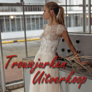 TROUWJURKEN UITVERKOOP
Ben jij nog op zoek naar de trouwjurk van je dromen en zou je willen profiteren van kortingen tot wel 50%? Pak je kans, want bij Mariages hebben wij een ruime collectie aan trouwjurken in de uitverkoop.

https://www.mariages.nl/product-categorie/uitverkoop/